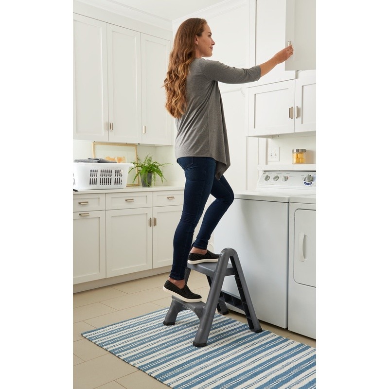 Folding 2-Tier Step Stool Lightweight Portable Ladder Rust & Skid Resistant New