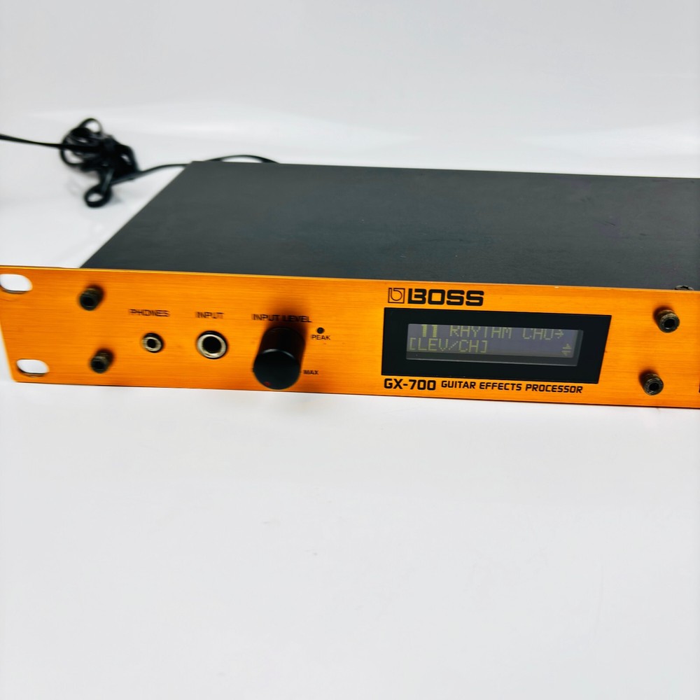 BOSS GX-700 Guitar Effects Processor Digital Multi Effector W/AC adapter Tested