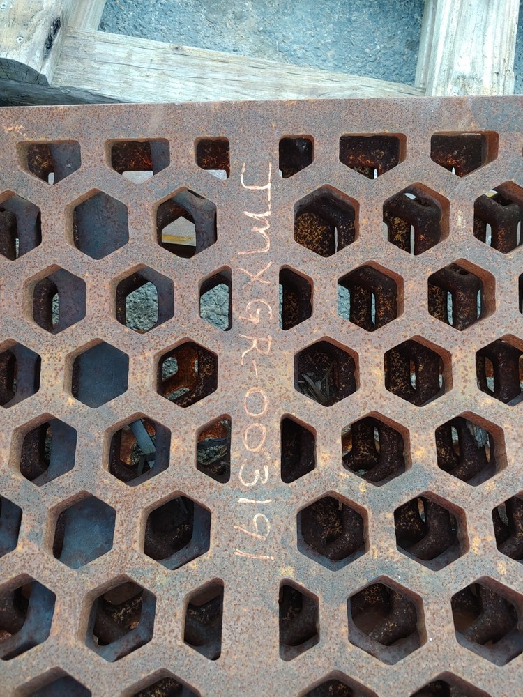 Grinder Screens 2" Hex ( 5pc - 63 " long )