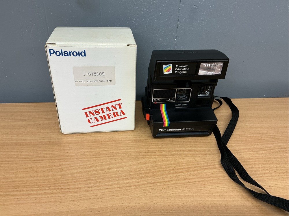 Polaroid M635CL Instant Camera PEP Educational Edition 600 EUC. Excellent!