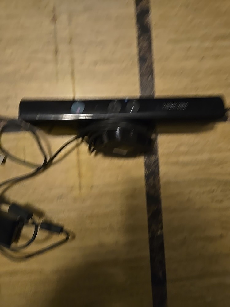 Microsoft LPF-00004 Motion Sensing Gaming Controller For Xbox 360