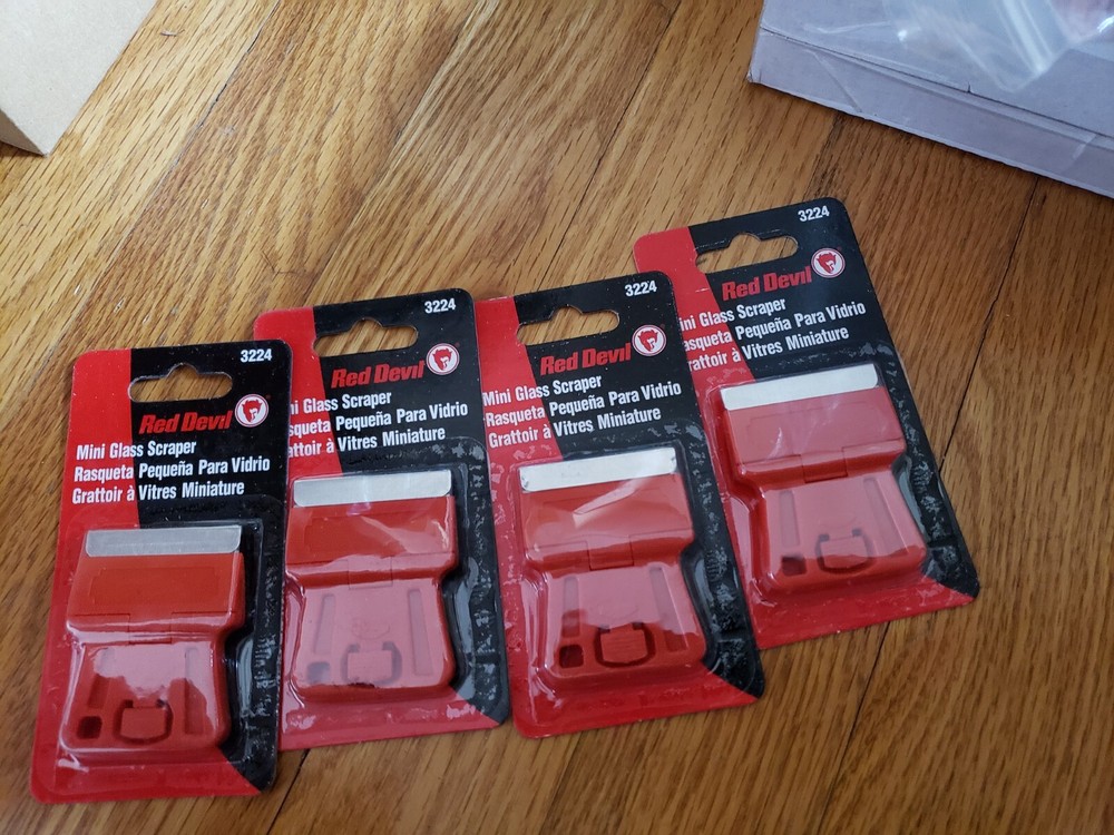 QTY 4 PK RED DEVIL MINI GLASS SCRAPER 3224