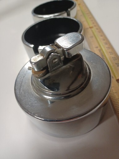 Set x 3 Martian Stacking Chrome Ashtrays & Lighter Not Tested