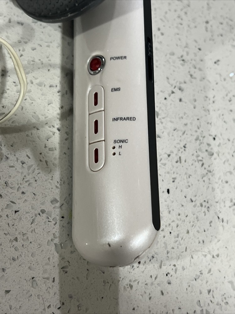Inferated handheld utrasonic microcurrent machine