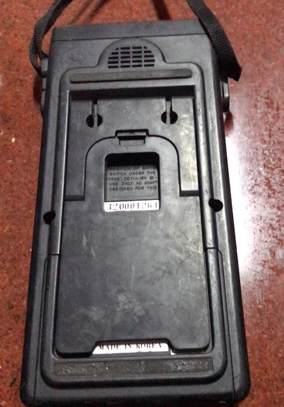 1pcs Protek3200 Handheld Spectrum Analyzer