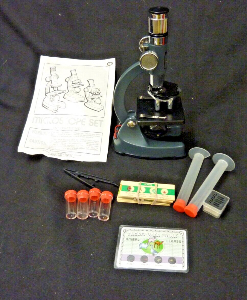 BATTAT DELUXE MICROSCOPE SET  MS12  INSTRUCTIONS INCLUDED