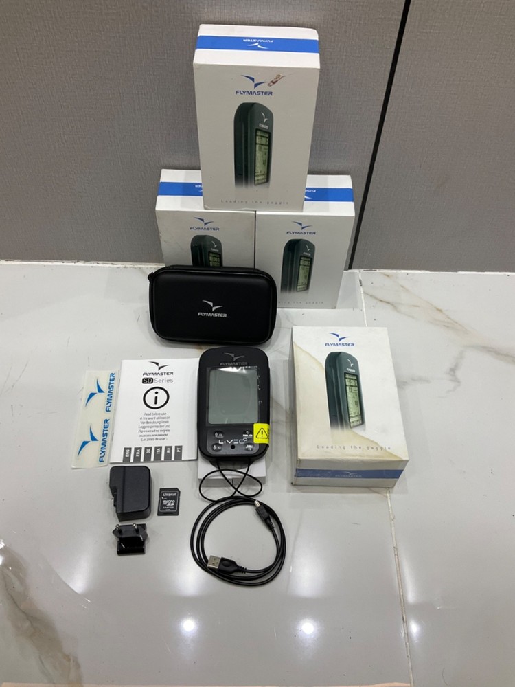 FLYMASTER LIVE SD 3G DURABLE FLIGHT INSTRUMENT