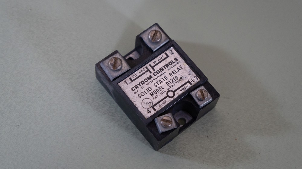 Crydom D1210 Solid State Relay , 120VAC , 10A