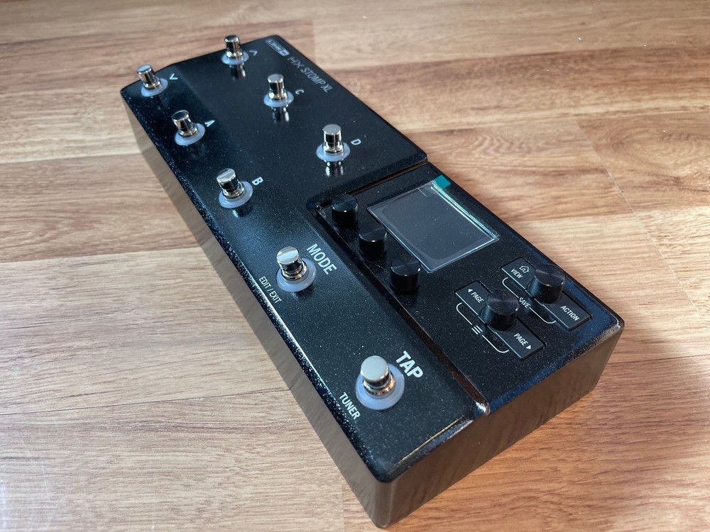 Line 6 HX Stomp XL Multi-effects Processor