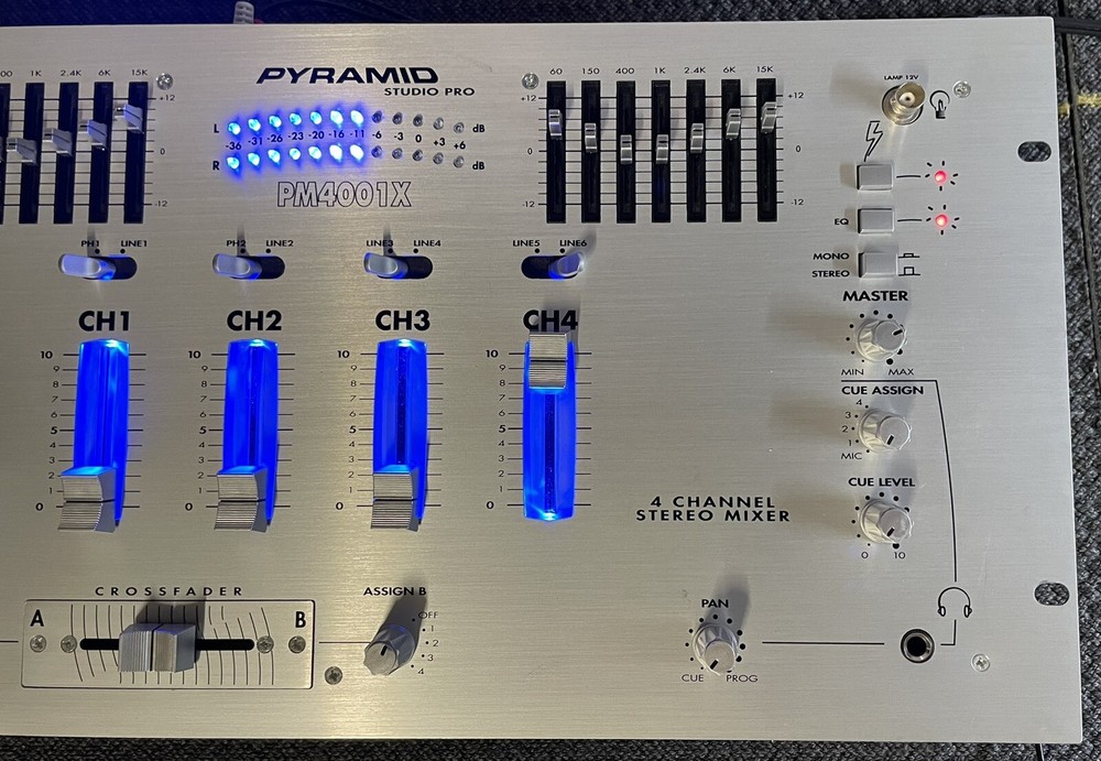 Pyramid Studio Pro Model PM4001X Mixer