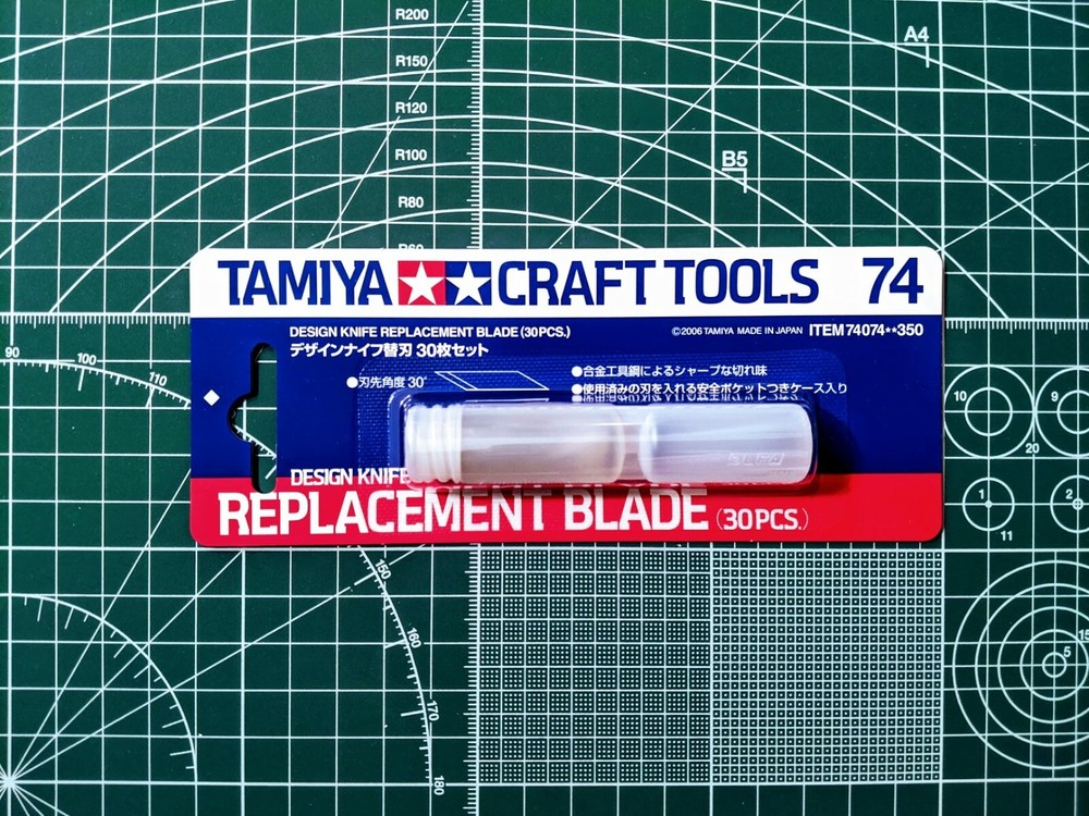 Tamiya Craft Tools Design Knife Replacement Blade (30 pcs.) 74074