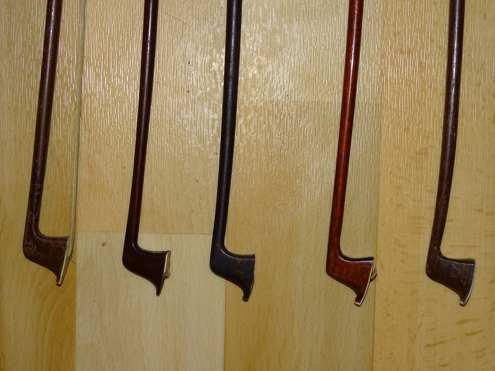 10 OLD VIOLIN BOWS FOR RENOVATION (S072)