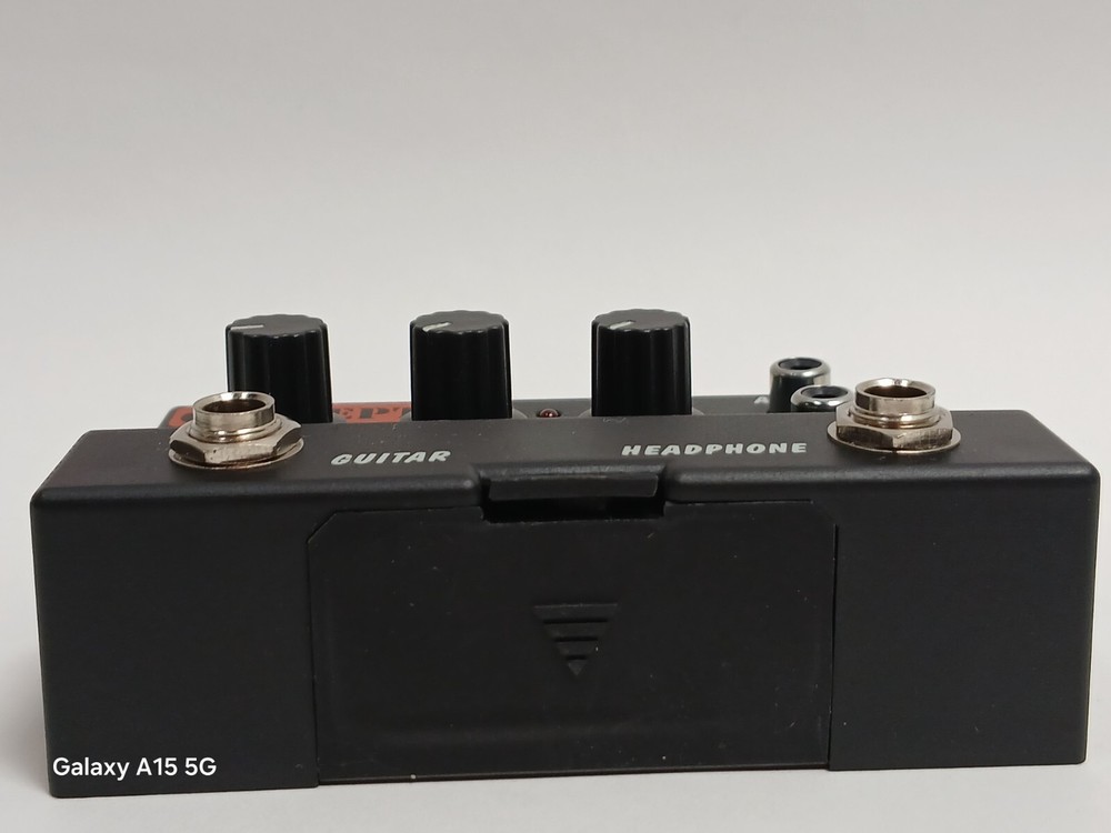 CONCEPT 3 HEADPHONE GUITAR AMPLIFIER