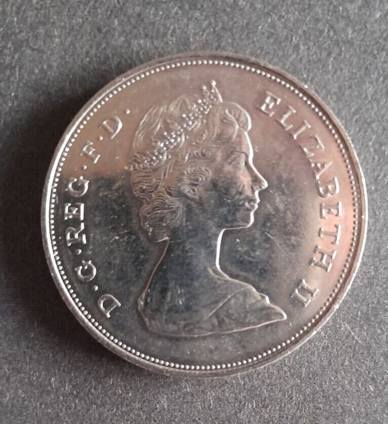 25p crown coins 1977 1980 and 1981