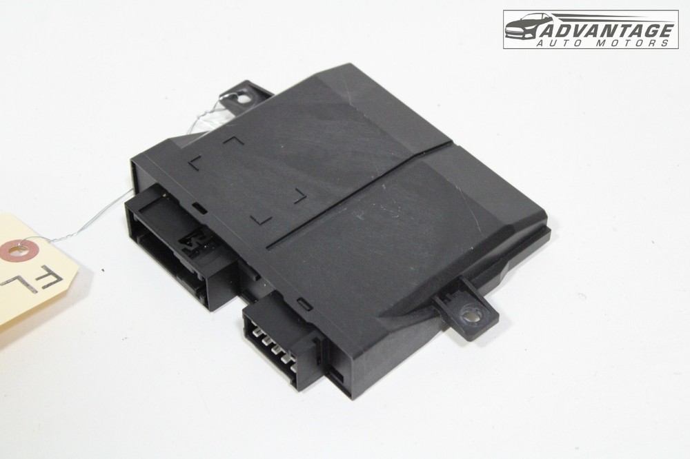 2017-2024 FREIGHTLINER CASCADIA FRONT RIGHT DOOR COMPUTER CONTROL MODULE OEM