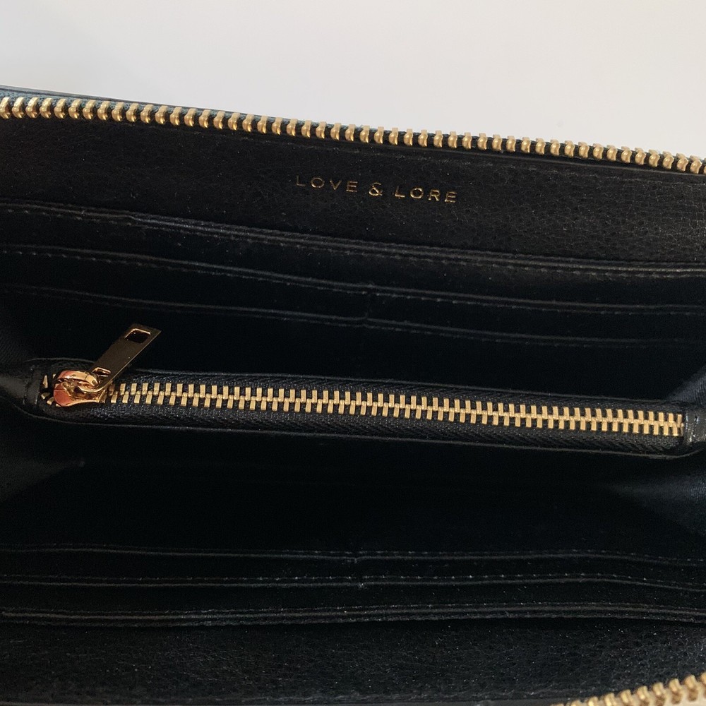 Love And lore Women’s Long Wallet Black