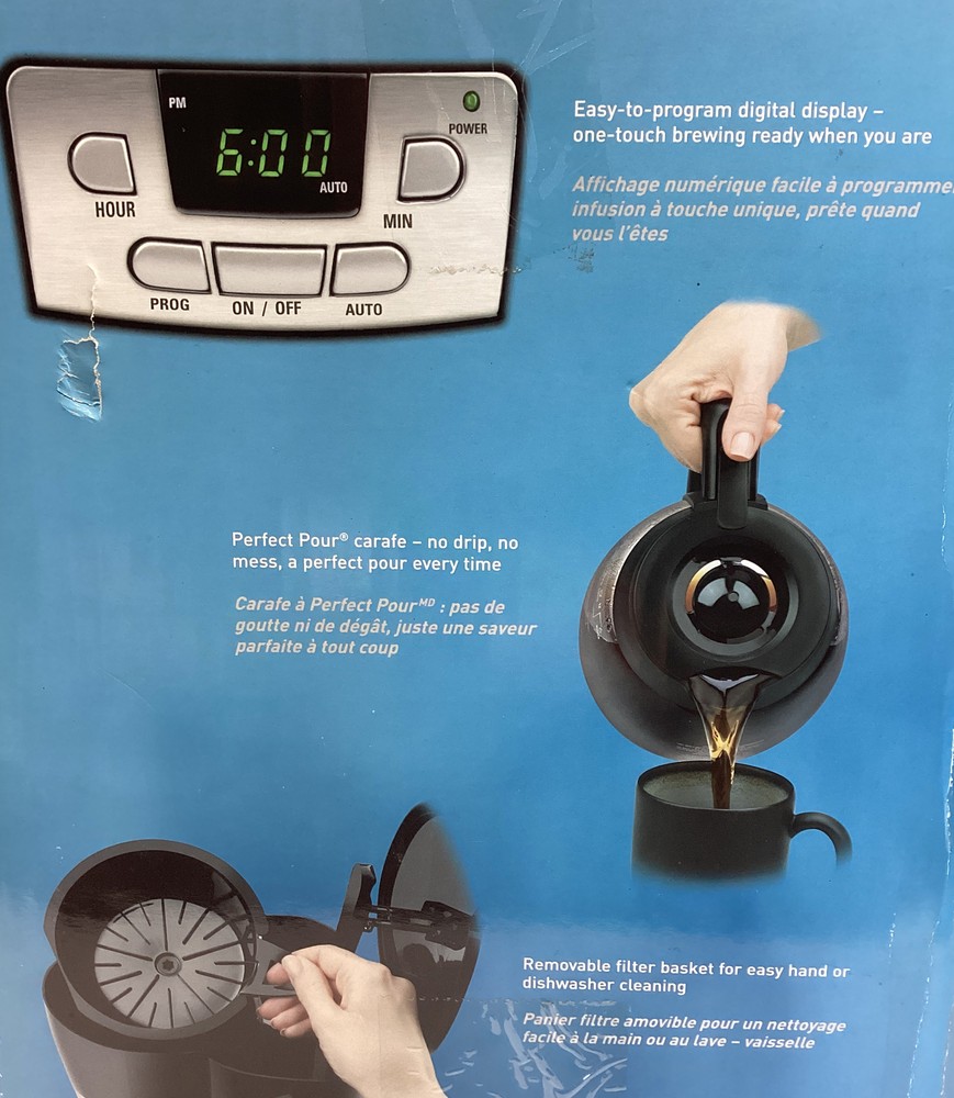 Black & Decker Home DCM2160B 12 Cup Programmable Coffeemaker BRAND NEW