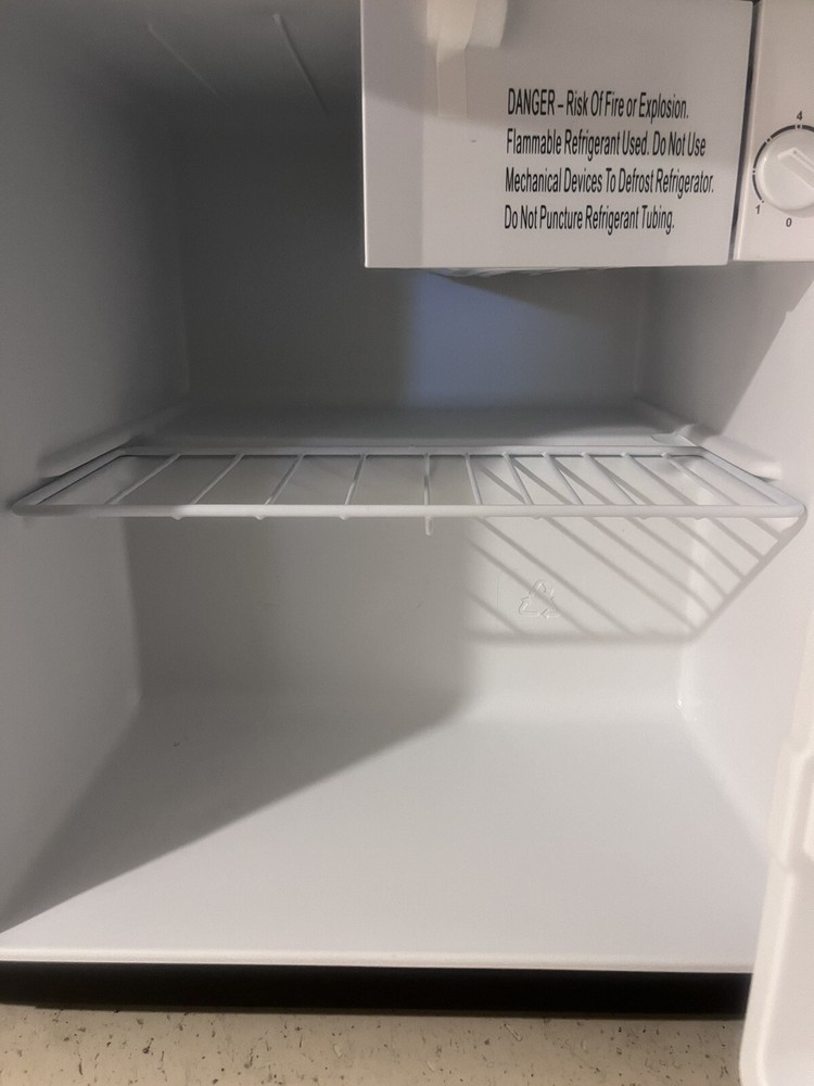 1.6 Cu. ft. Single Door Mini Fridge, Black