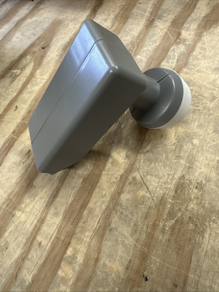 DIRECTV DUAL LNB 18 FOR 18" DISH (1)