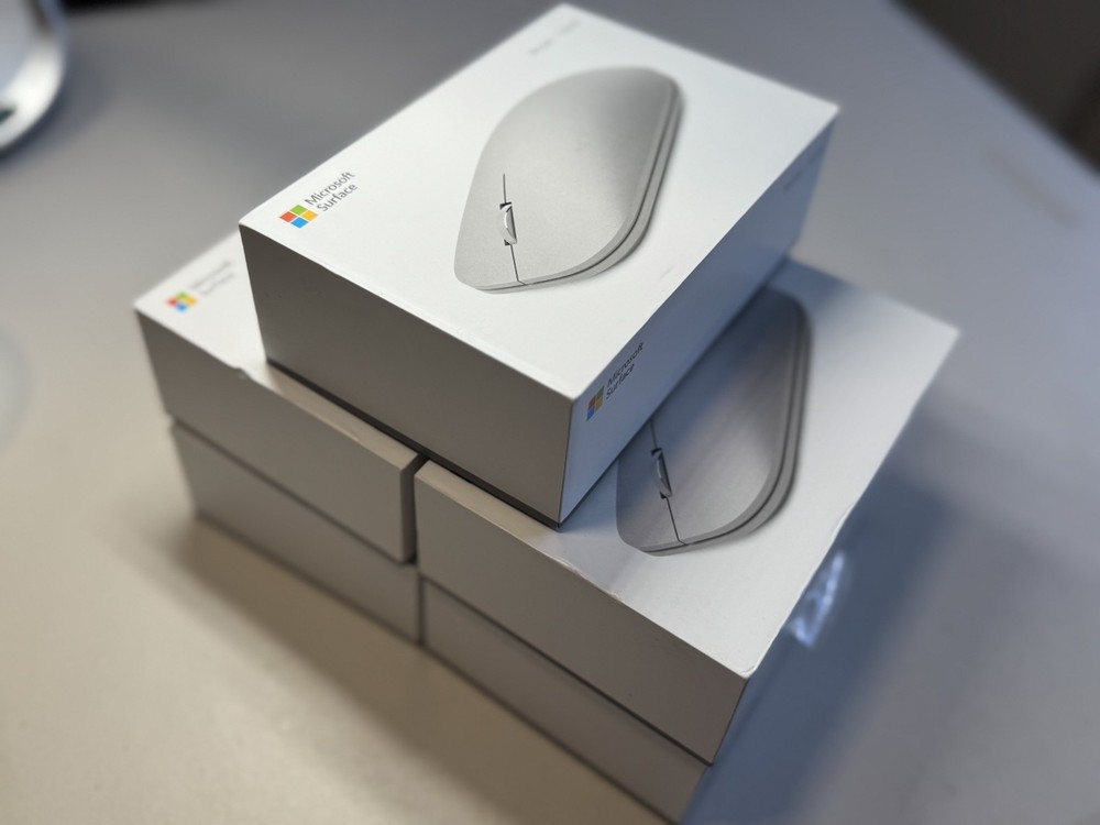 Microsoft Surface Wireless Mouse Bluetooth 4.0 Gray BlueTrack 3YR-00001