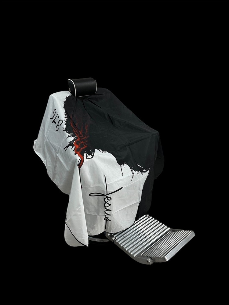 BARBER CAPE PROFESSIONAL