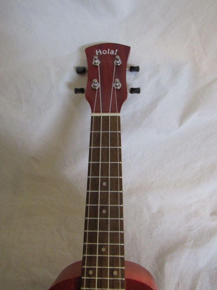 HOLA UKULELE WITH CASE MODEL HM-121RD