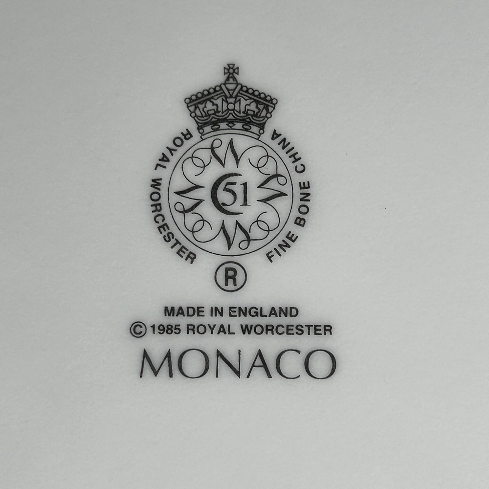 ROYAL WORCESTER MONACO 8" Salad Plate