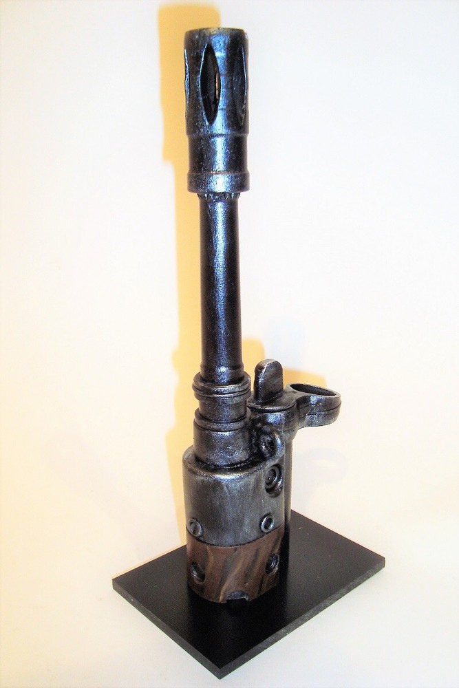 Support display stand for CETME bayo.