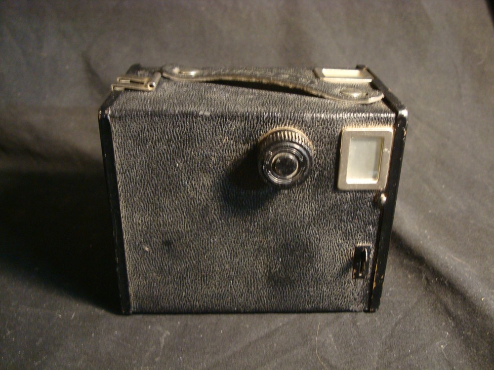 Vintage Ansco B-2 Cadet Box Camera
