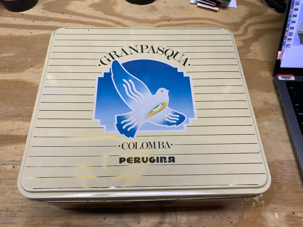 Gran Pasqua Perugina Colomba Tin