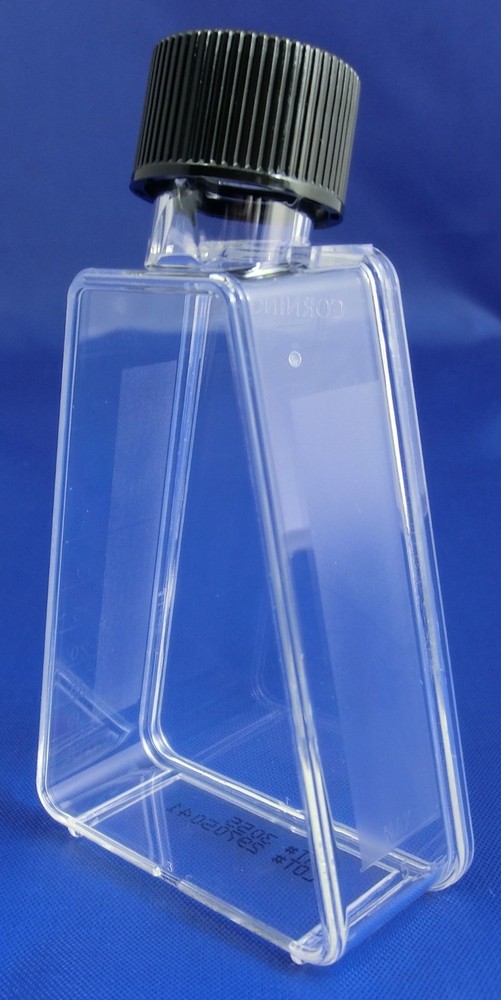 20 - 25cm² Cell Culture Flasks Angled Neck Triangular Sterile Treated
