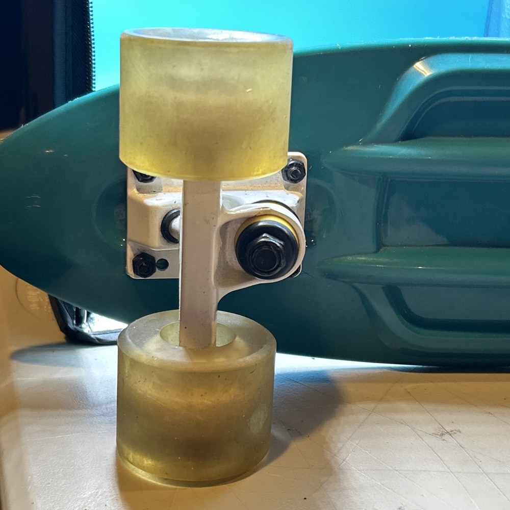 Cal 7 Complete 22" Mini Cruiser Skateboard