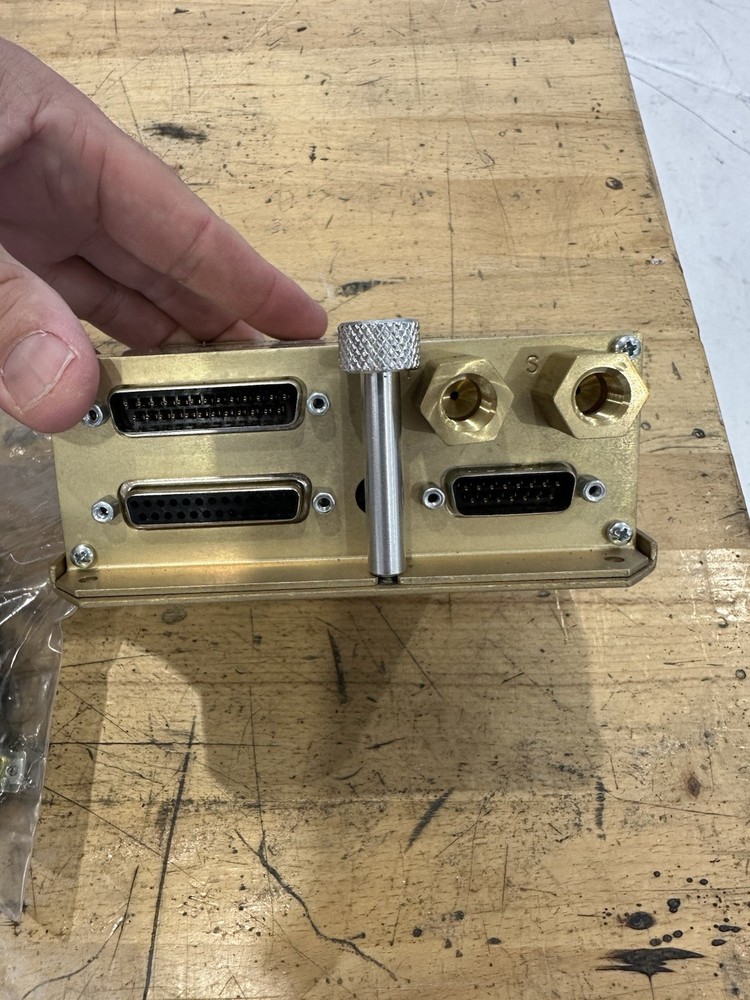 SANDIA Aerospace ( SAC 7-35 ) AIR DATA COMPUTER With Data Link Cable