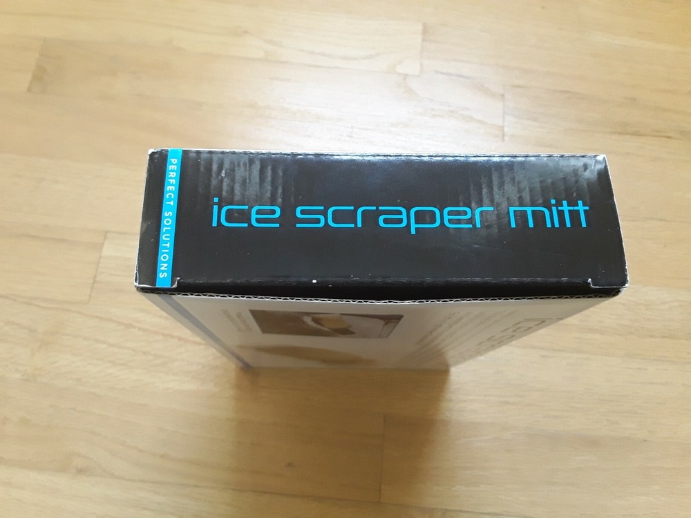 PERFECT SOLUTIOJS ICE SCRAPER MITT remove ice & keep hand warm
