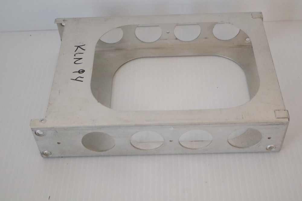 Bendix King KLN 94 GPS Mounting Tray / Backplate / Connectors