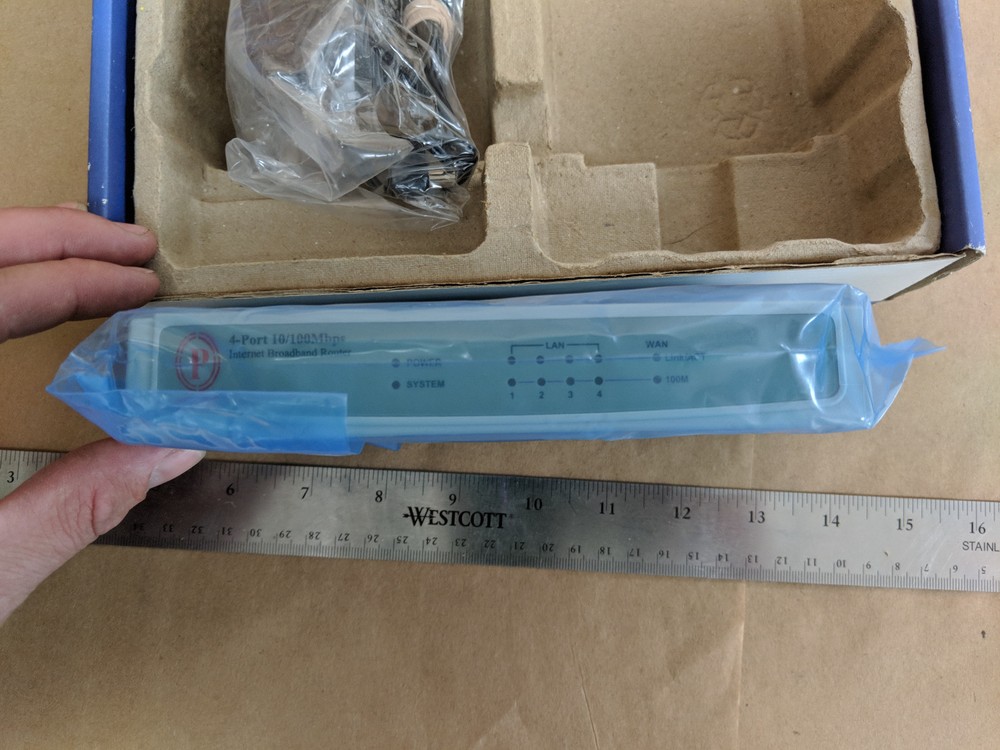 PHOEBE OCTOPUS 4 PORT INTERNET BROADBAND ROUTER