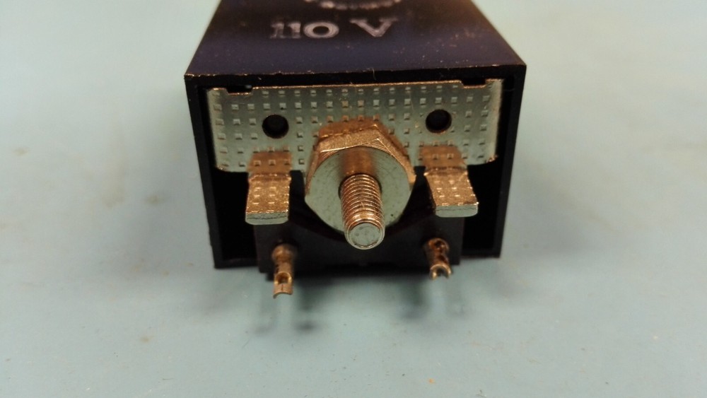 Counter ER128 ( 110VAC ) (NEW) NEVER USED... ZERO OUT RED BUTTON