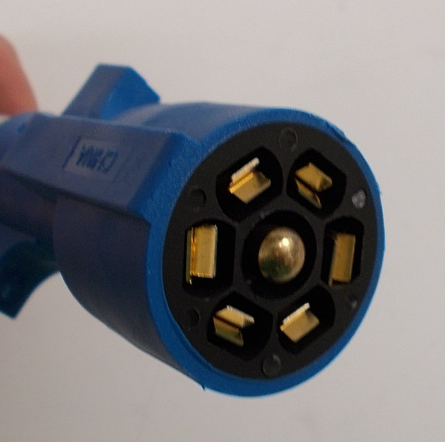 Arctic Blue 7 Way Trailer RV Cord- Cold Weather Wire- Double Contact Plug 12ft