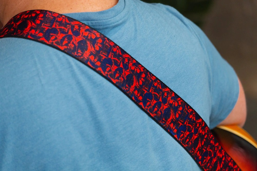 Polyester Guitar Strap - Purple and Red Skulls