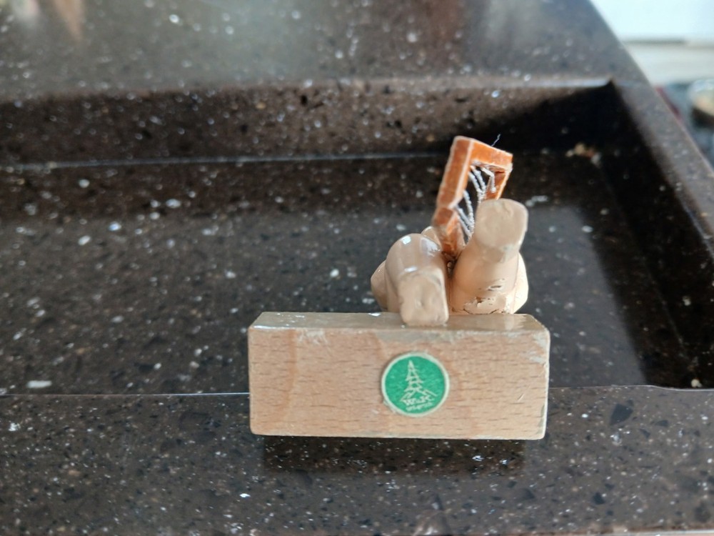 Wooden Christmas Figures. (2" Ht.) - 8. Generic.