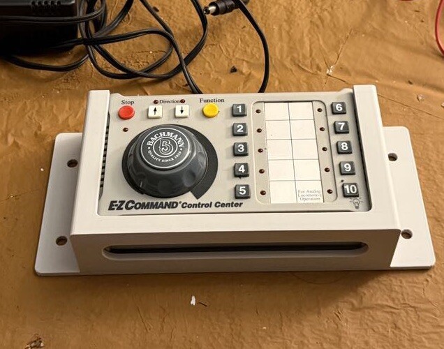 Bachmann EZ Command Controller Mount