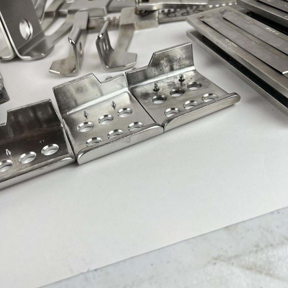 Pilling And More Retractor Spreader Set