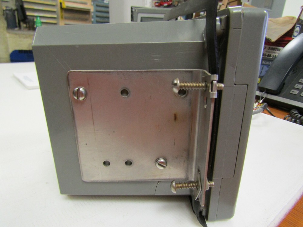 👀 GREAT LAKES INSTRUMENTS GLI CONDUCTIVITY & CONCENTRATION ANALYZER 115V 672E