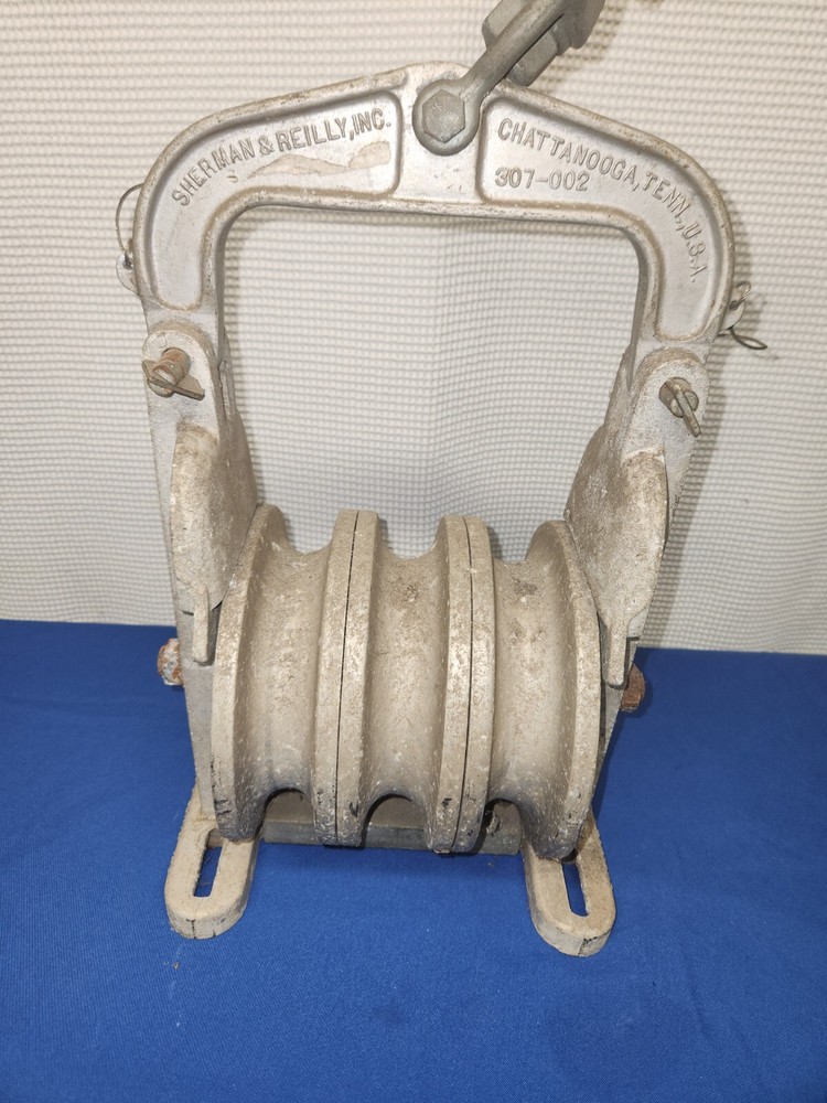 SHERMAN & REILLY 3 BLOCK PULLING SHEAVE W/ STRAIN PLATE