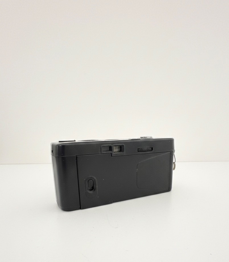 Vintage Wizen Focus Free 35mm Camera - Untested