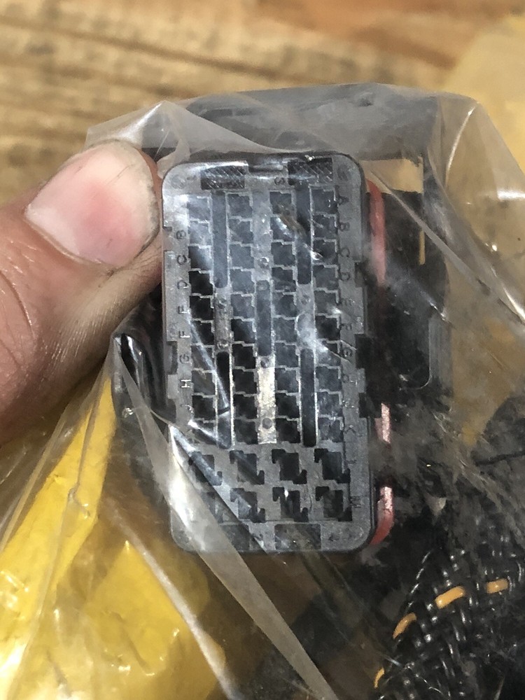 New Caterpillar 618-8469 Wiring Harness