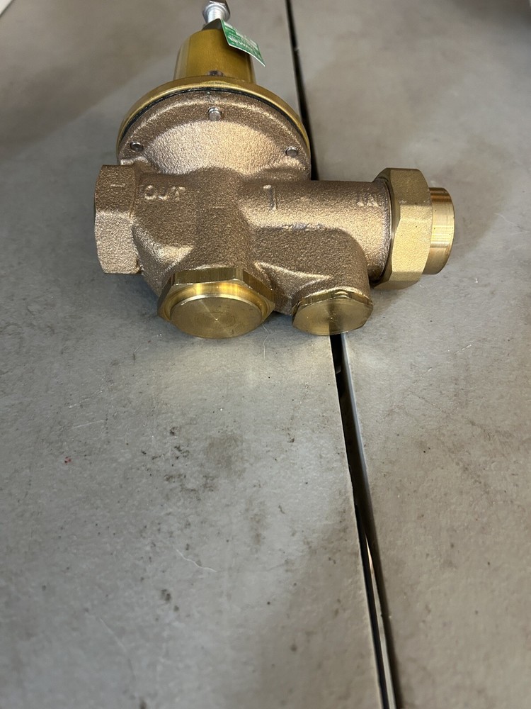 Watts pressure reducing valve 25AUB Z3