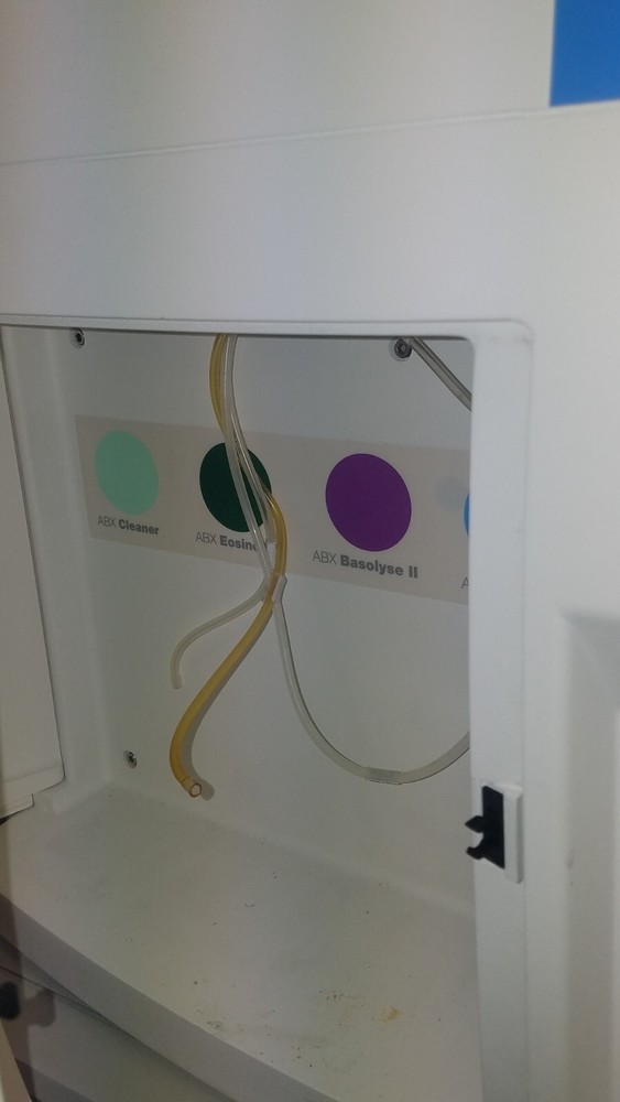 HORIBA ABX PENTRA 60 C+ HEMATOLOGY ANALYZER
