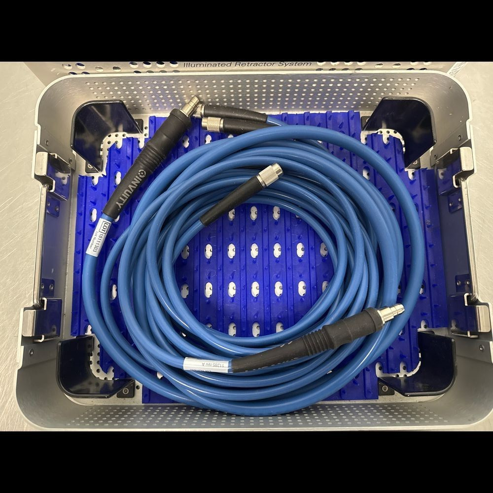 Invuity Eikon LT Illuminated Retractor System