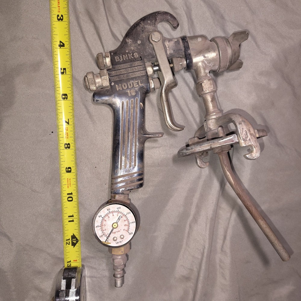 Binks model 18 professional spray gun 66SD tip w/ cup lid